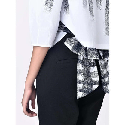 Genes Lecoanet Hemant Women's Round Neck Checks Printed Puff Sleeves T-shirt