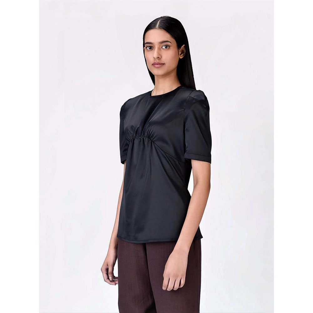 Genes Lecoanet Hemant Women's Polyester Crepe Round Neck Solid Half Sleeves Top