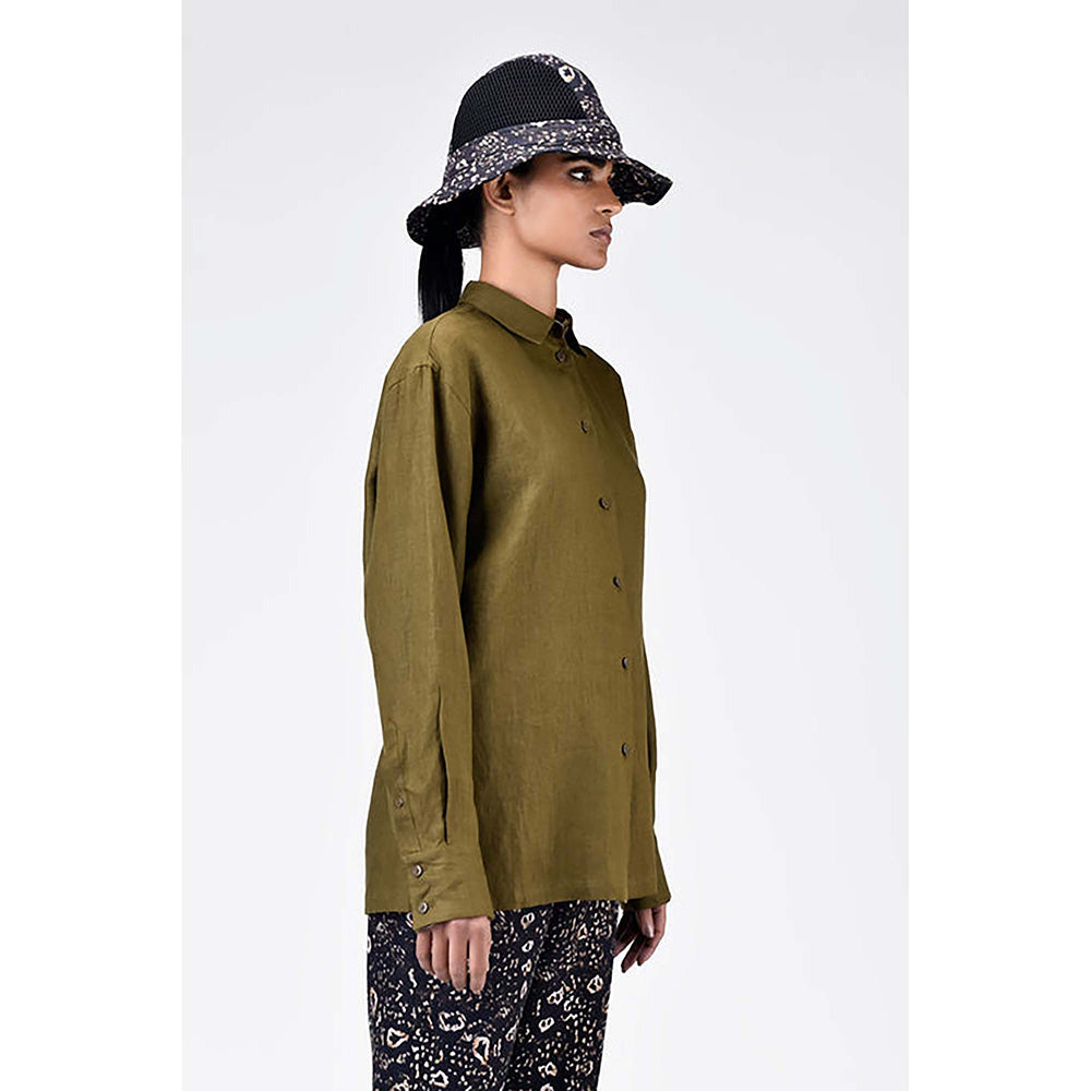 Genes Lecoanet Hemant Light Linen Shirt With Hidden Stripe Details Khaki