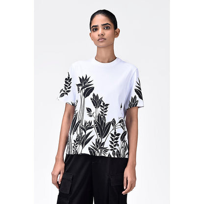 Genes Lecoanet Hemant Regular Fit Crew Neck T-Shirt With Tropical Print