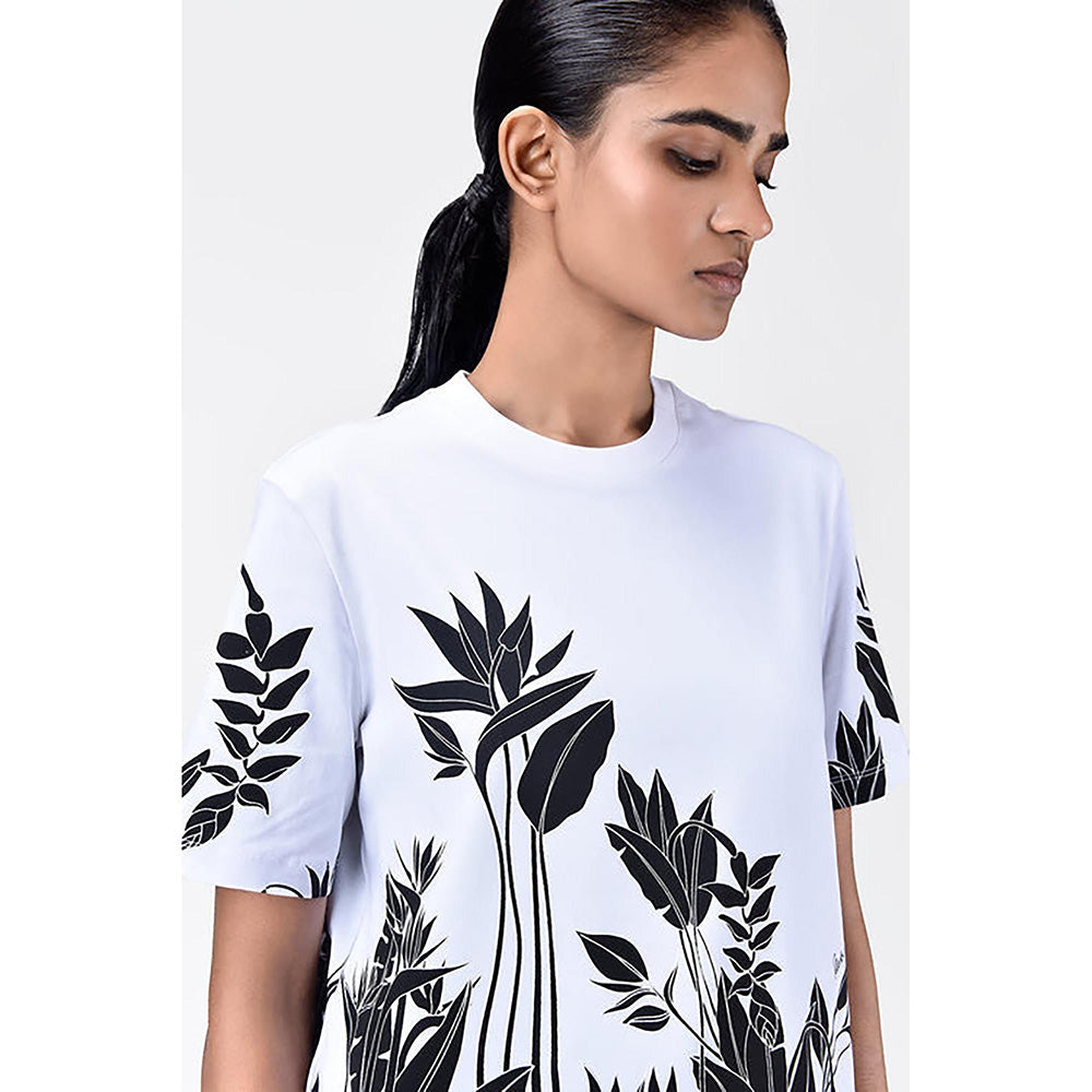 Genes Lecoanet Hemant Regular Fit Crew Neck T-Shirt With Tropical Print