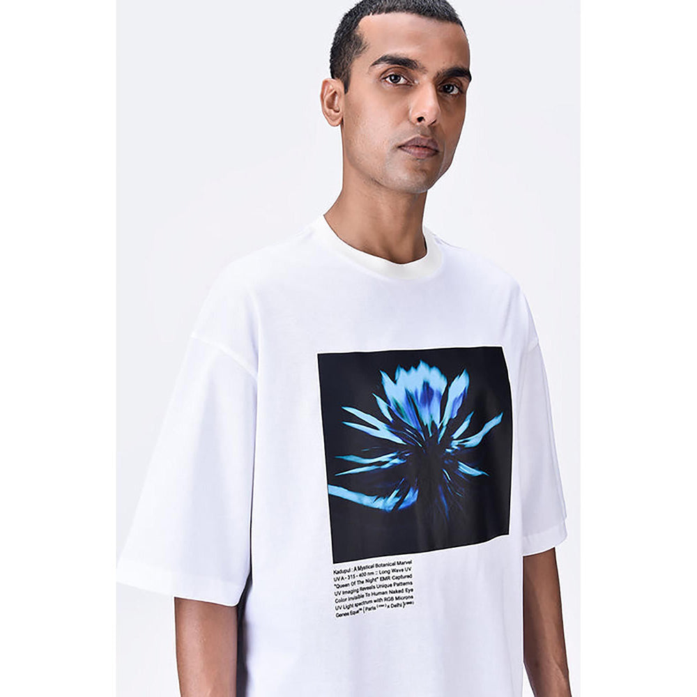 Genes Lecoanet Hemant White Relaxed Fit Crew Neck T-Shirt With Uv Flower Sticker