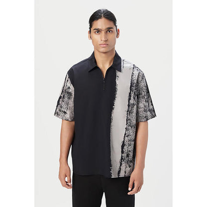Genes Lecointe Hemant Relaxed Fit Half Sleeve Shirt with Zipper Front Opening