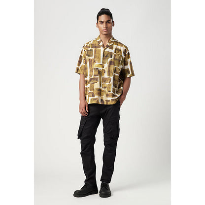 Genes Lecointe Hemant Easy Fit Half Sleeve Collar Shirt In An All-Over Abstract Check Print