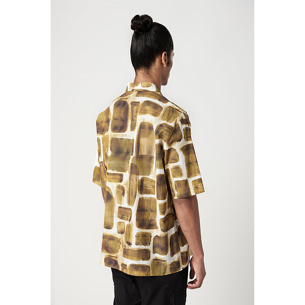 Genes Lecointe Hemant Easy Fit Half Sleeve Collar Shirt In An All-Over Abstract Check Print