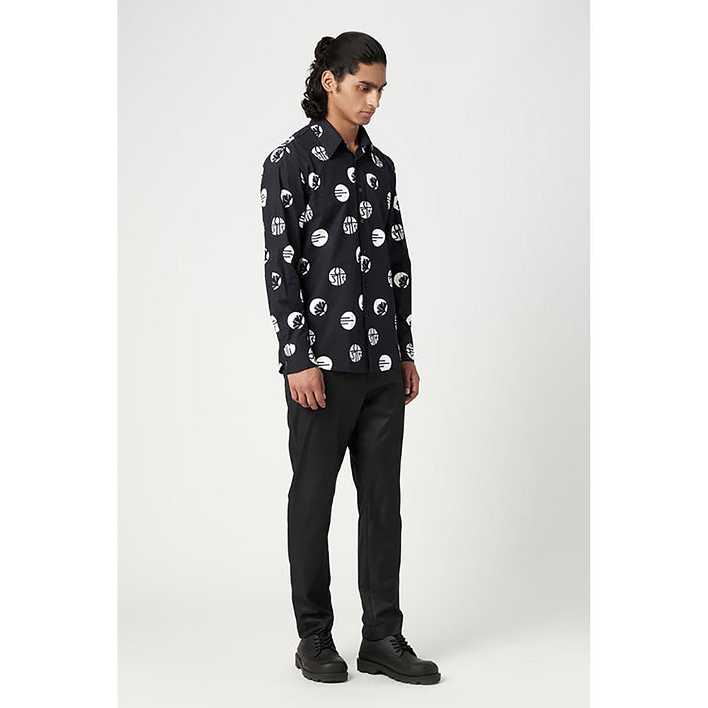 Genes Lecointe Hemant Regular Fit Button-Up Shirt In An Eye-Catching Stamp Print