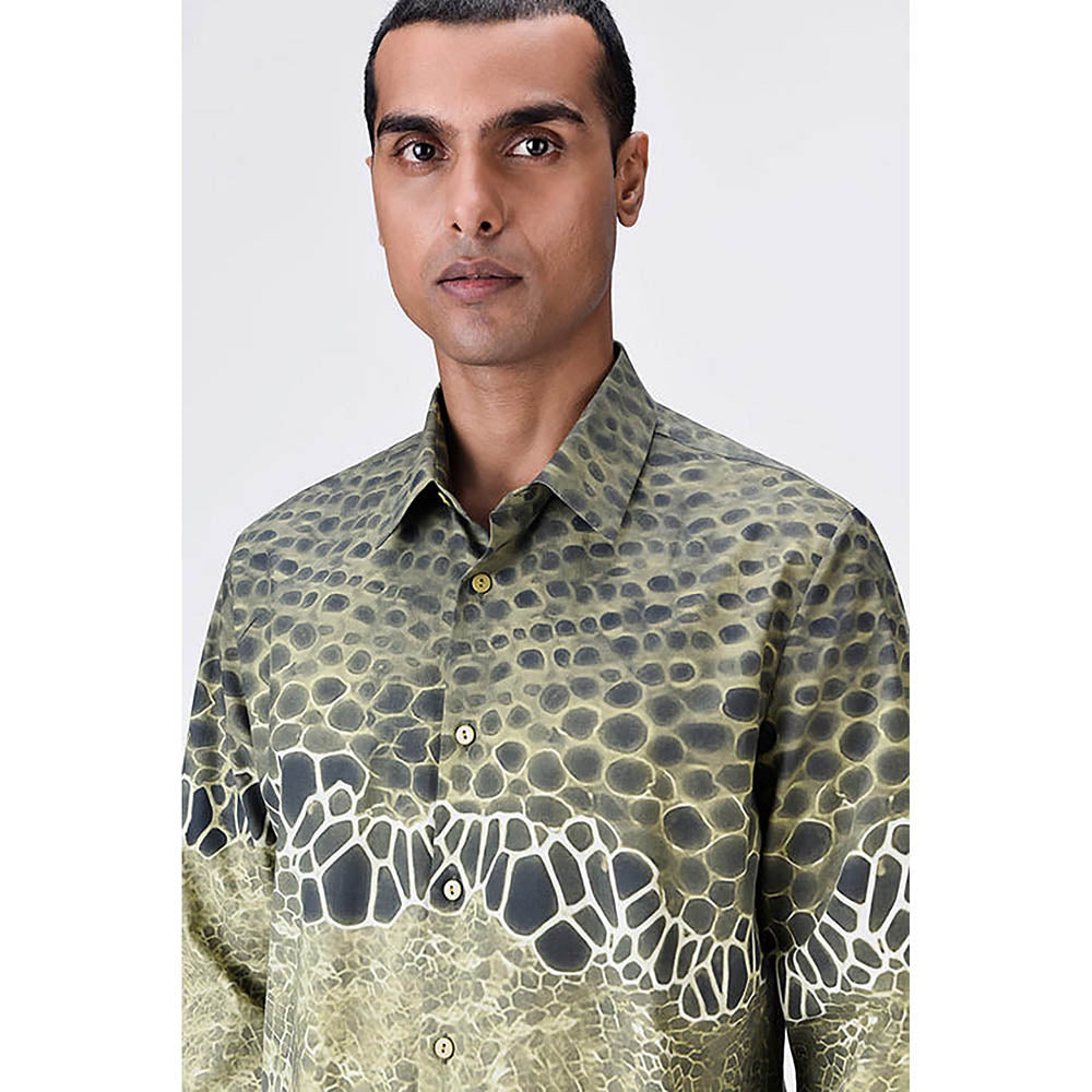 Genes Lecointe Hemant Giza Cotton Poplin Button-Up Shirt With Microcell Print - Clay Green