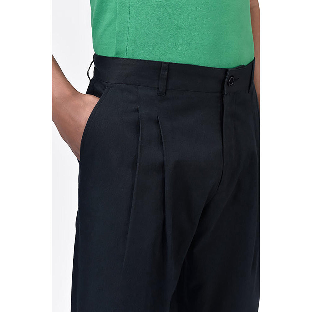 Genes Lecointe Hemant Men's Black Cotton Light Twill Double Pleated Carrot Trousers