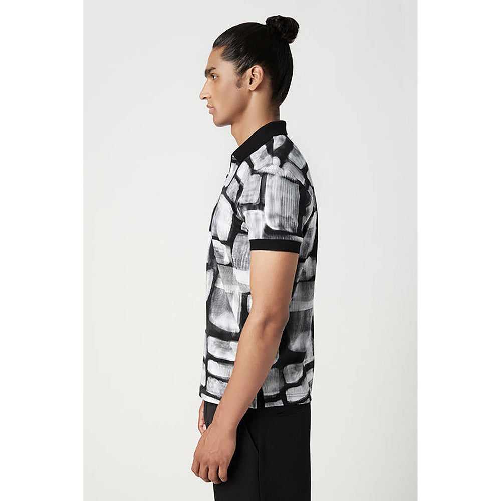 Genes Lecointe Hemant Regular Fit Polo T-Shirt With All-Over Abstract Check Print