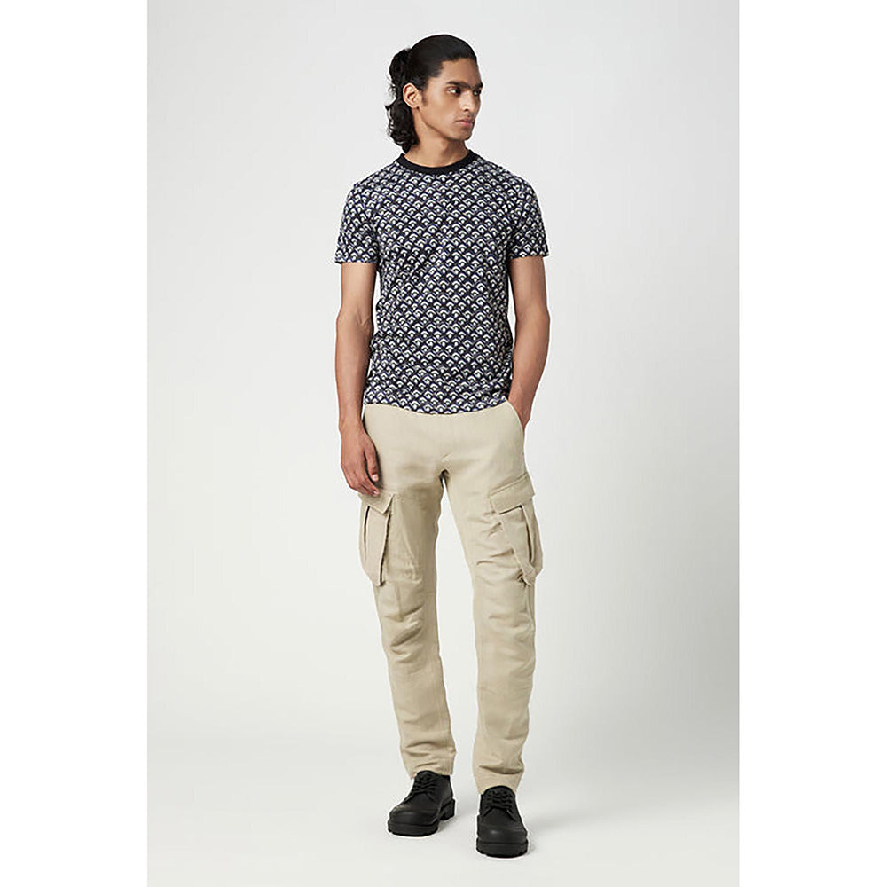 Genes Lecointe Hemant Regular Fit T-Shirt In All-Over Scallop Print