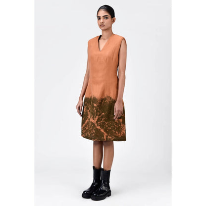 Genes Lecoanet Hemant Slim Fit V-Neck Sleeveless Dress With Canopy Print