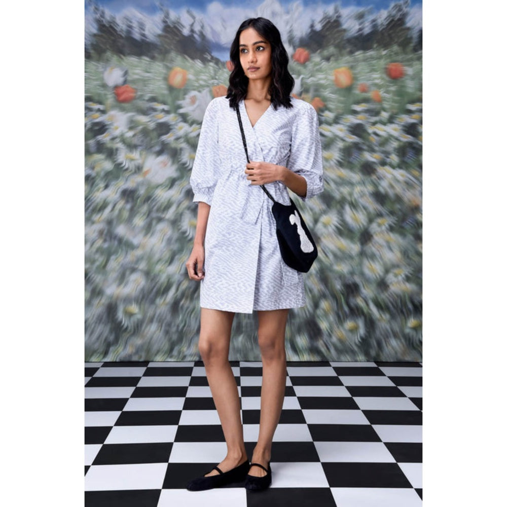 Genes Lecoanet Hemant Labyrinth Print Semi Fit Wraparound- Pearl Grey