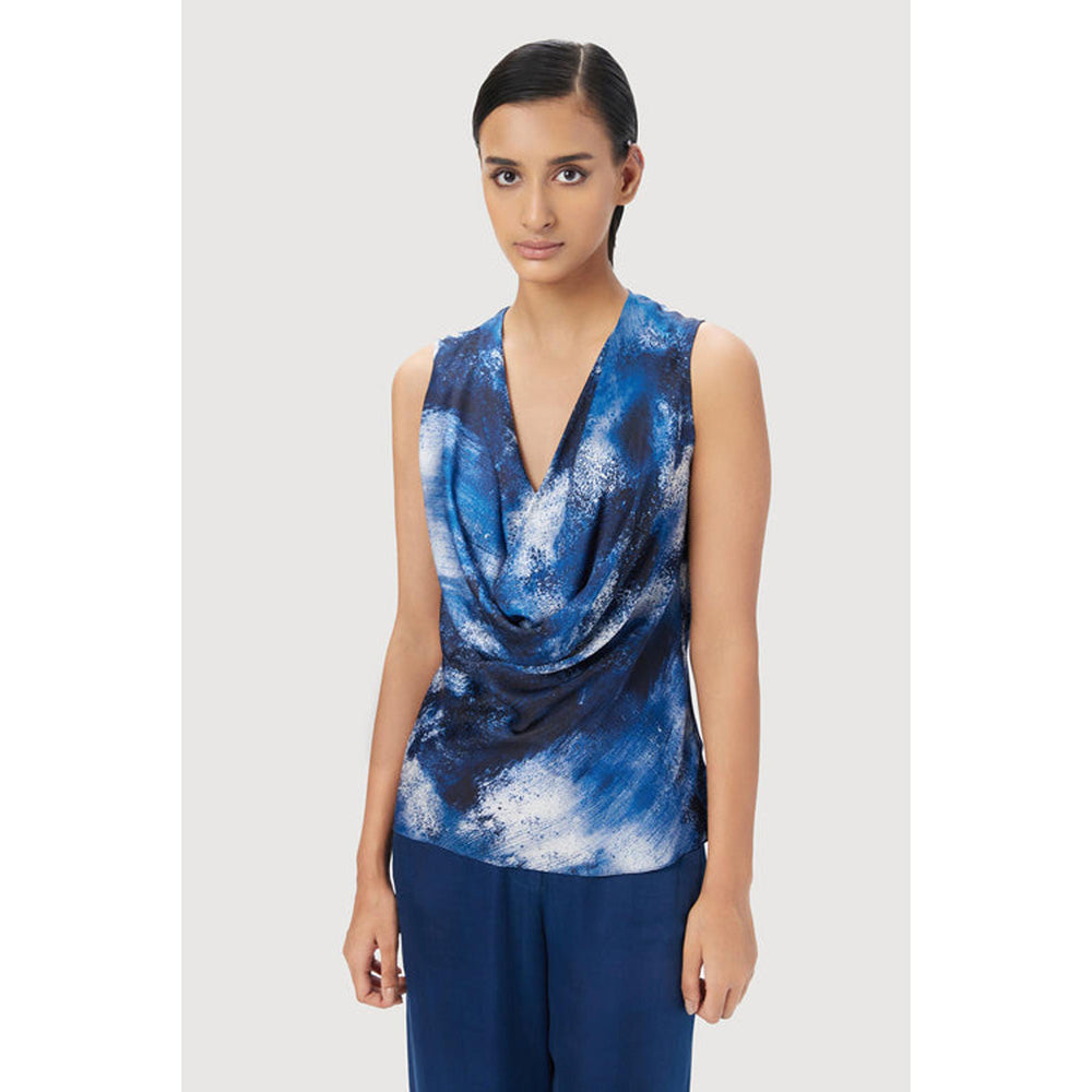 Genes Lecoanet Hemant Slim Fit Sleeveless Top With All-Over Textured Print