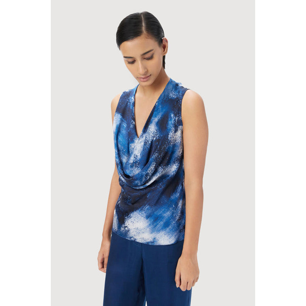 Genes Lecoanet Hemant Slim Fit Sleeveless Top With All-Over Textured Print