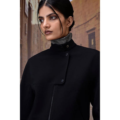 Genes Lecoanet Hemant Black Lycra Solid/Plain Cropped Jacket