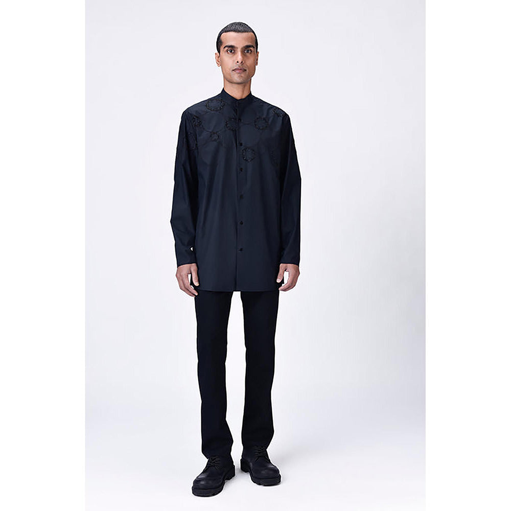 Genes Lecoanet Hemant Poplin Mandarin Neck Embroidered Regular Fit Black Kurta