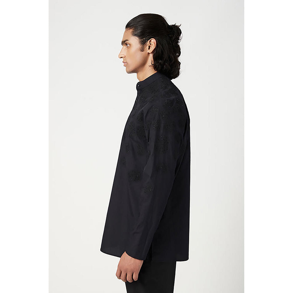 Genes Lecoanet Hemant Poplin Mandarin Neck Embroidered Regular Fit Black Kurta