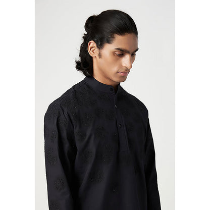 Genes Lecoanet Hemant Poplin Mandarin Neck Embroidered Regular Fit Black Kurta