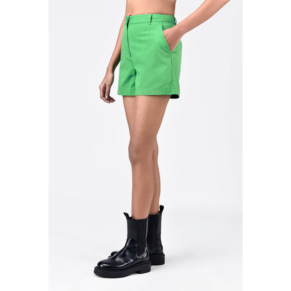 Genes Lecoanet Hemant Women'S Regular Fit Cotton Light Twill Shorts Spring Green