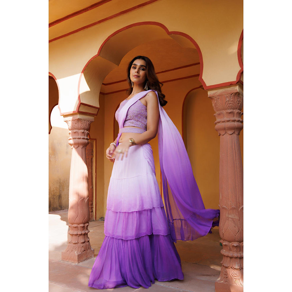 Geroo Jaipur Ombre Chiffon Pre-Stitched Belted Saree with Unstitched Blouse