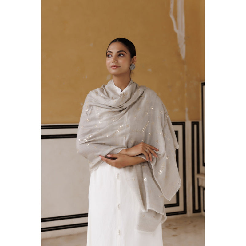 Geroo Luxe Light Grey Hand Embroidered Gota Patti Woolen Shawl