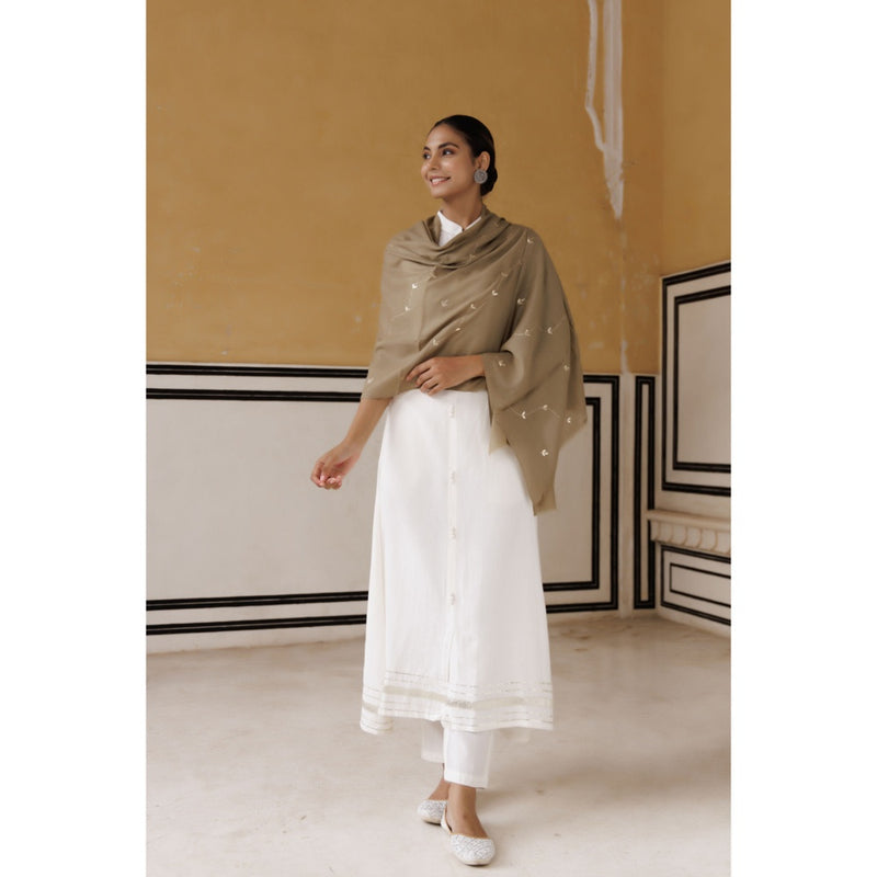Geroo Luxe Beige Hand Embroidered Gota Patti Woolen Shawl