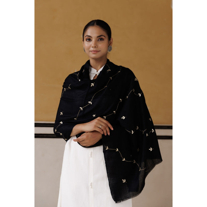 Geroo Luxe Black Hand Embroidered Gota Patti Woolen Shawl