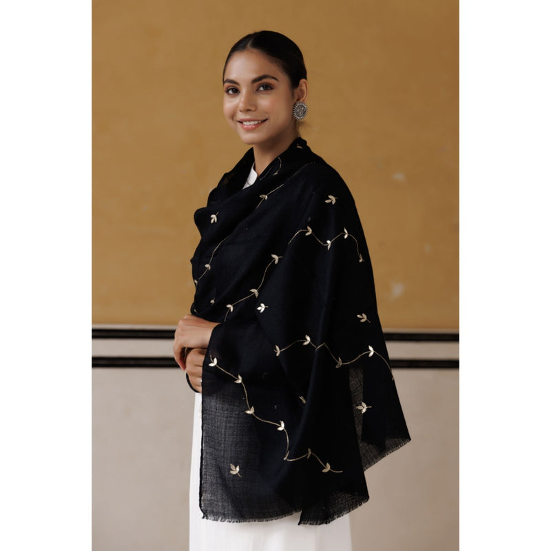 Geroo Luxe Black Hand Embroidered Gota Patti Woolen Shawl