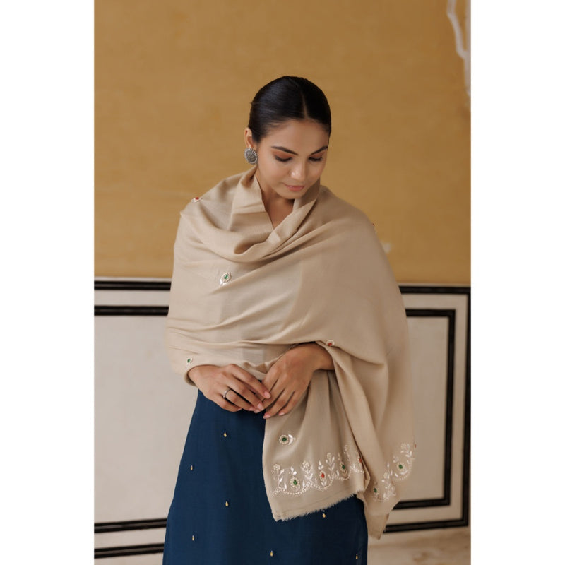 Geroo Luxe Beige Hand Embroidered Gota Patti-Zardozi Woolen Shawl