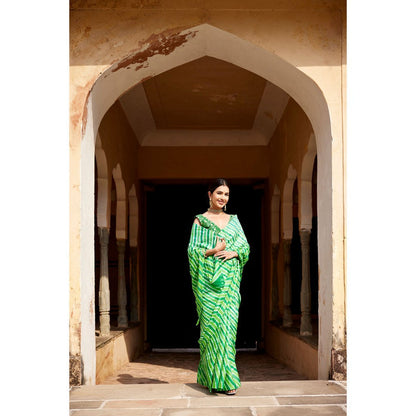 Geroo Luxe Green Pure Tussar Silk Hand-Dyed Leheriya Saree with Unstitched Blouse