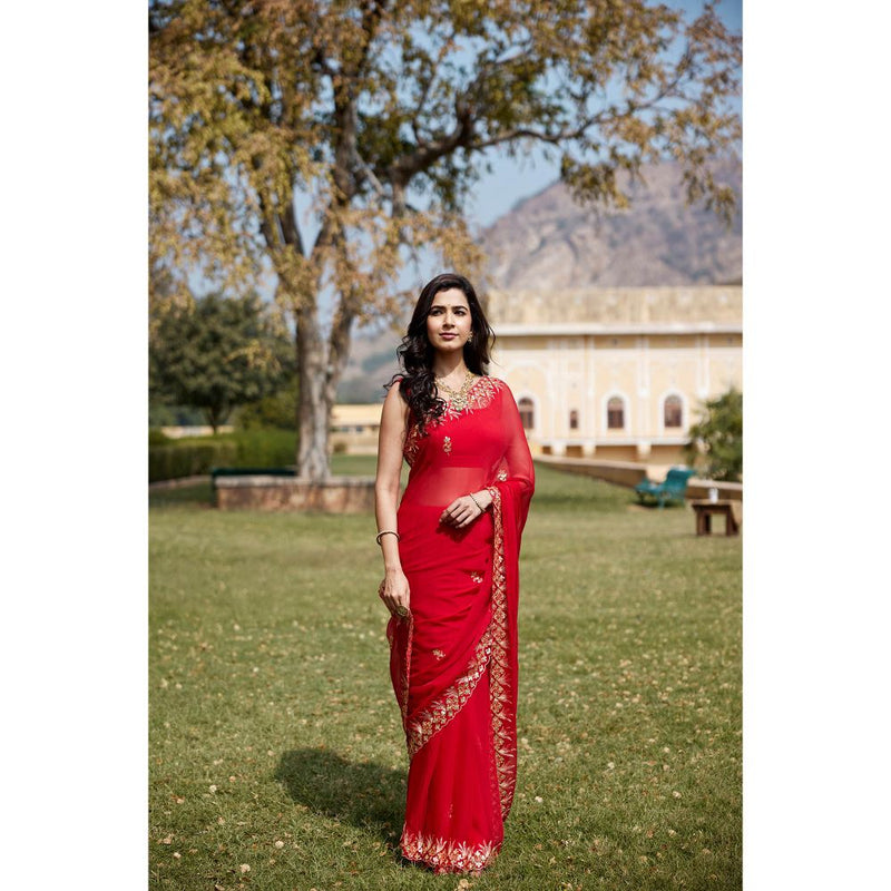 Geroo Luxe Embroidered Pure Chiffon Saree with Unstitched Blouse