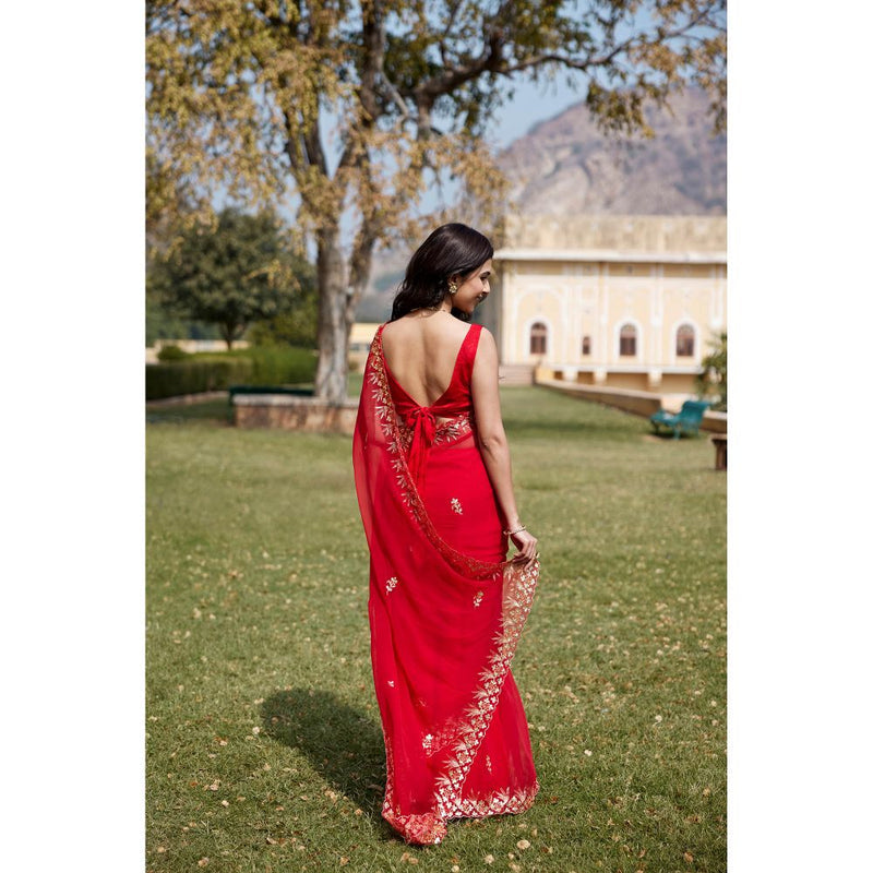Geroo Luxe Embroidered Pure Chiffon Saree with Unstitched Blouse