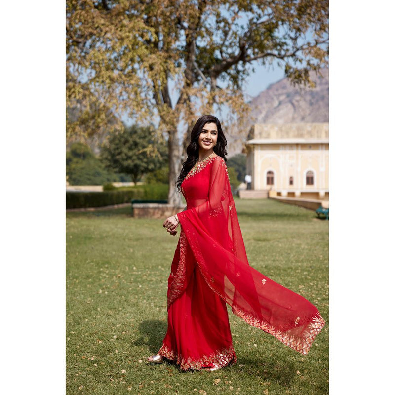 Geroo Luxe Embroidered Pure Chiffon Saree with Unstitched Blouse