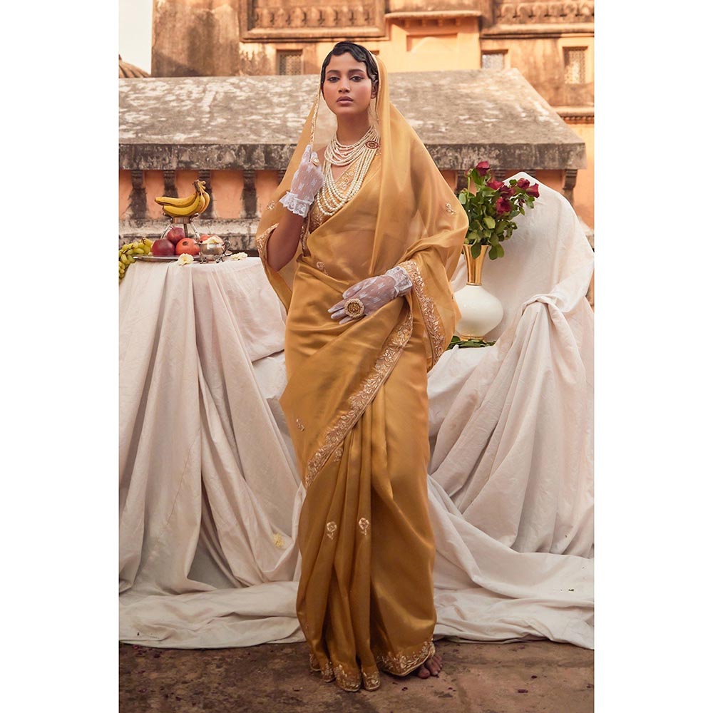 Geroo Luxe Golden Tissue Saree with Unstitched Blouse