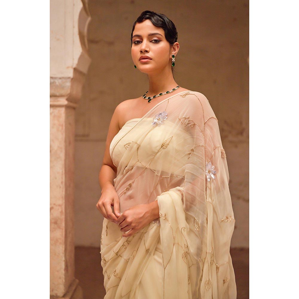 Geroo Luxe Beige Embroidered Saree with Unstitched Blouse and Cape