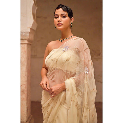 Geroo Luxe Beige Embroidered Saree with Unstitched Blouse and Cape