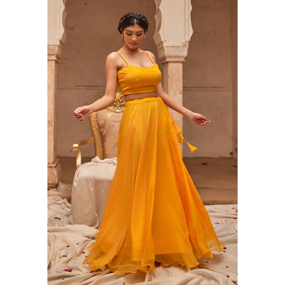 Geroo Luxe Yellow Mukaish Lehenga with Blouse and Cape