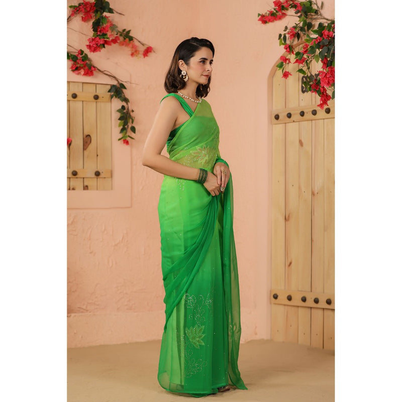 Geroo Luxe Green Shaded Net Patch Work Chiffon Saree with Unstitched Blouse