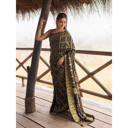 Geroo Jaipur Black Hand Pre-Stitched Bandhani Saree