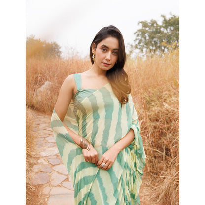 Geroo Jaipur Green And Yellow Pre-Stitched Chiffon Saree with Unstitched Blouse