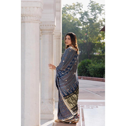 Geroo Luxe Women Indigo Silk Embellished Saree with Unstitched Blouse