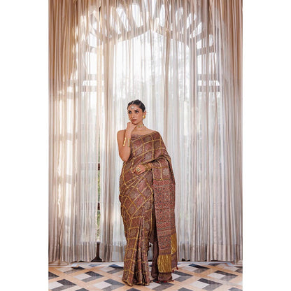 Geroo Luxe Women Brown Silk Handloom Saree with Unstitched Blouse