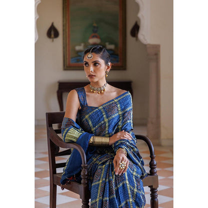 Geroo Luxe Women Blue Silk Handloom Saree with Unstitched Blouse
