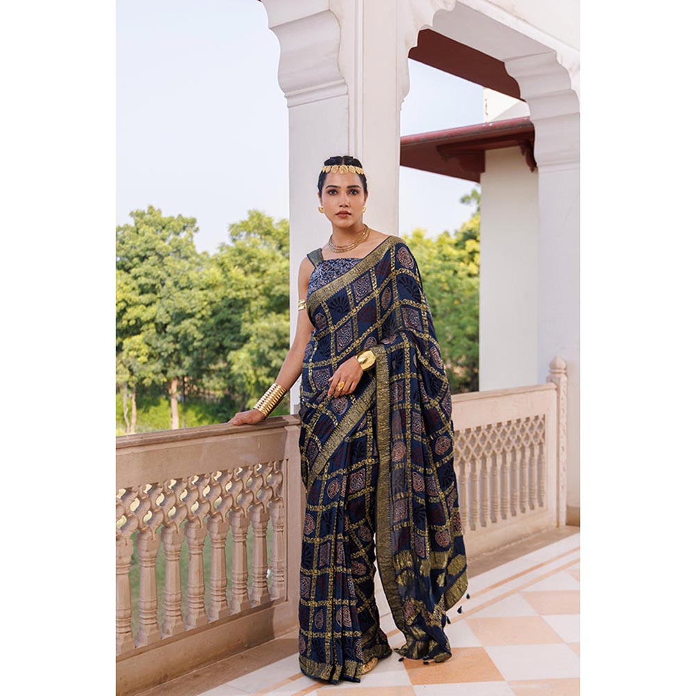 Geroo Luxe Women Indigo Silk Handloom Saree with Unstitched Blouse