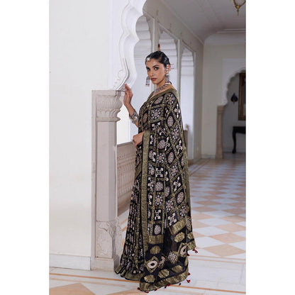 Geroo Luxe Women Black Silk Handloom Saree with Unstitched Blouse