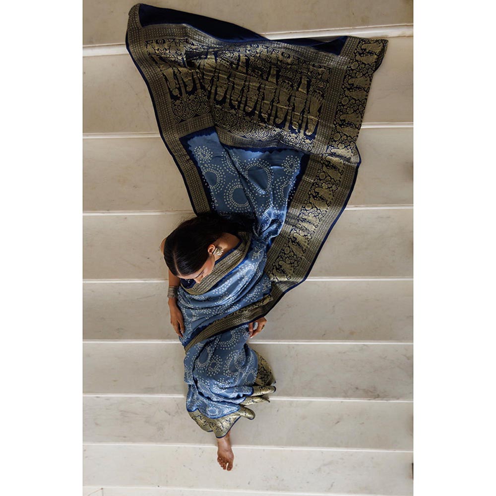 Geroo Luxe Women Blue Silk Handloom Saree with Unstitched Blouse