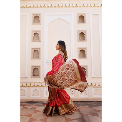 Geroo Luxe Women Red Silk Handloom Saree with Unstitched Blouse