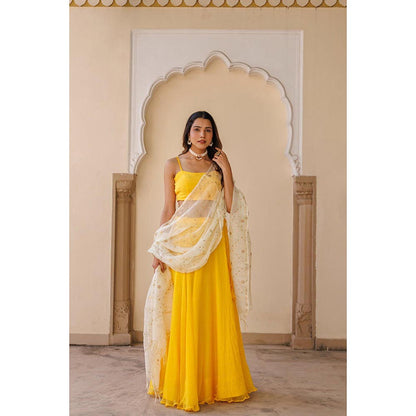 Geroo Luxe Women Yellow Kota Silk Lehenga with Unstitched Blouse and Dupatta