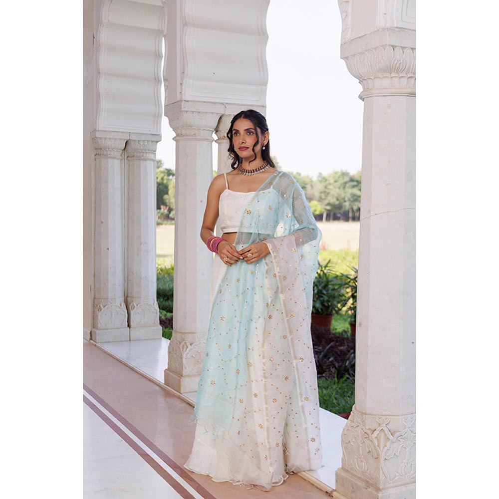 Geroo Luxe Women Off White Chiffon Lehenga with Unstitched Blouse and Dupatta