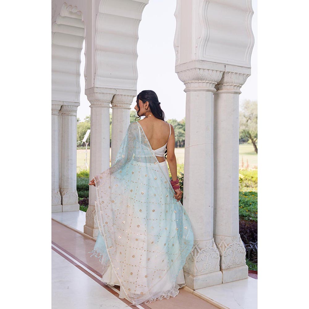 Geroo Luxe Women Off White Chiffon Lehenga with Unstitched Blouse and Dupatta